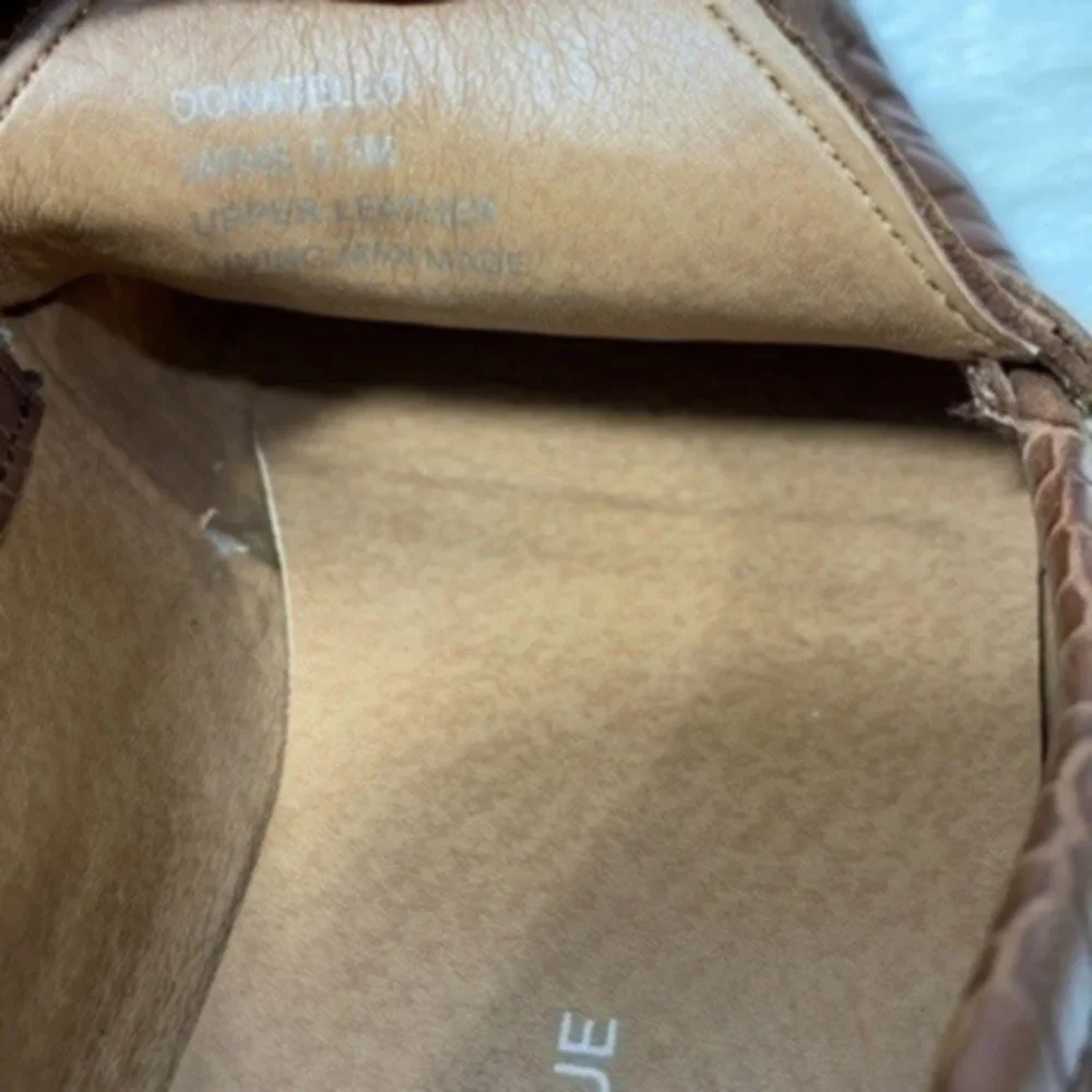 Saks Fifth Avenue Donatello Leather men’s Loafers Size 8.5 color Brown
